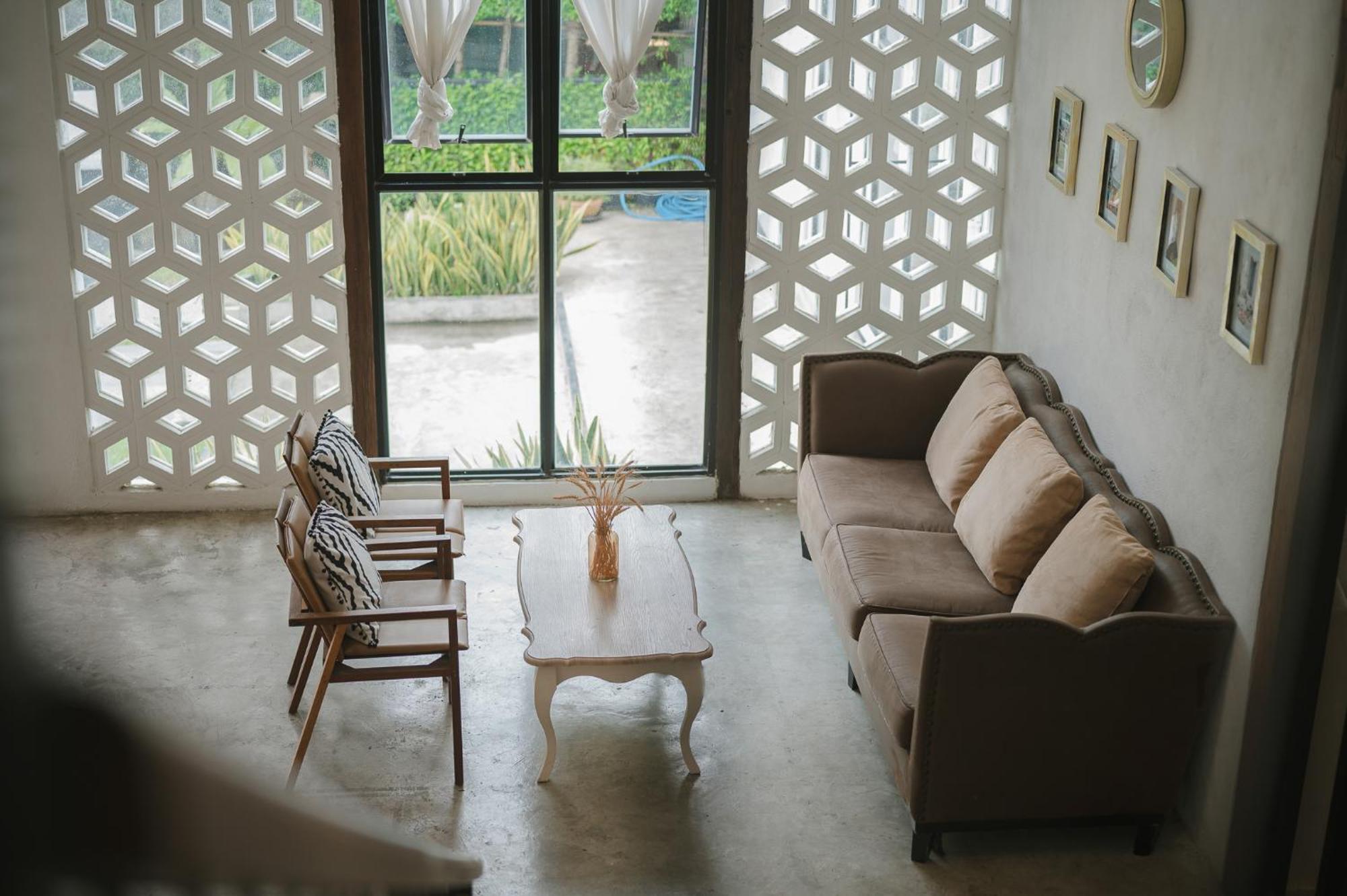 White Wall Riverfront Hotel Kamphaeng Phet Zewnętrze zdjęcie