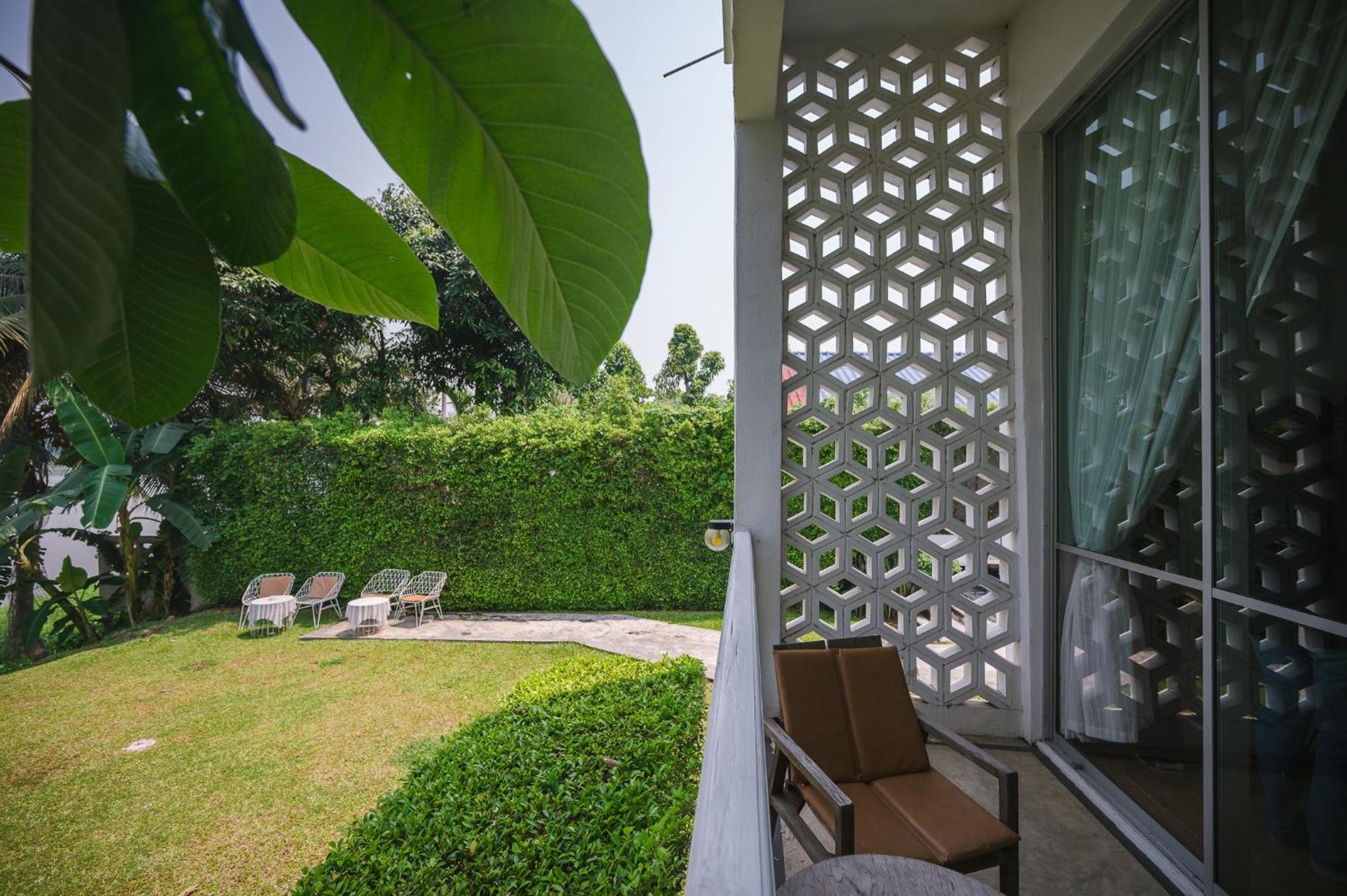 White Wall Riverfront Hotel Kamphaeng Phet Zewnętrze zdjęcie