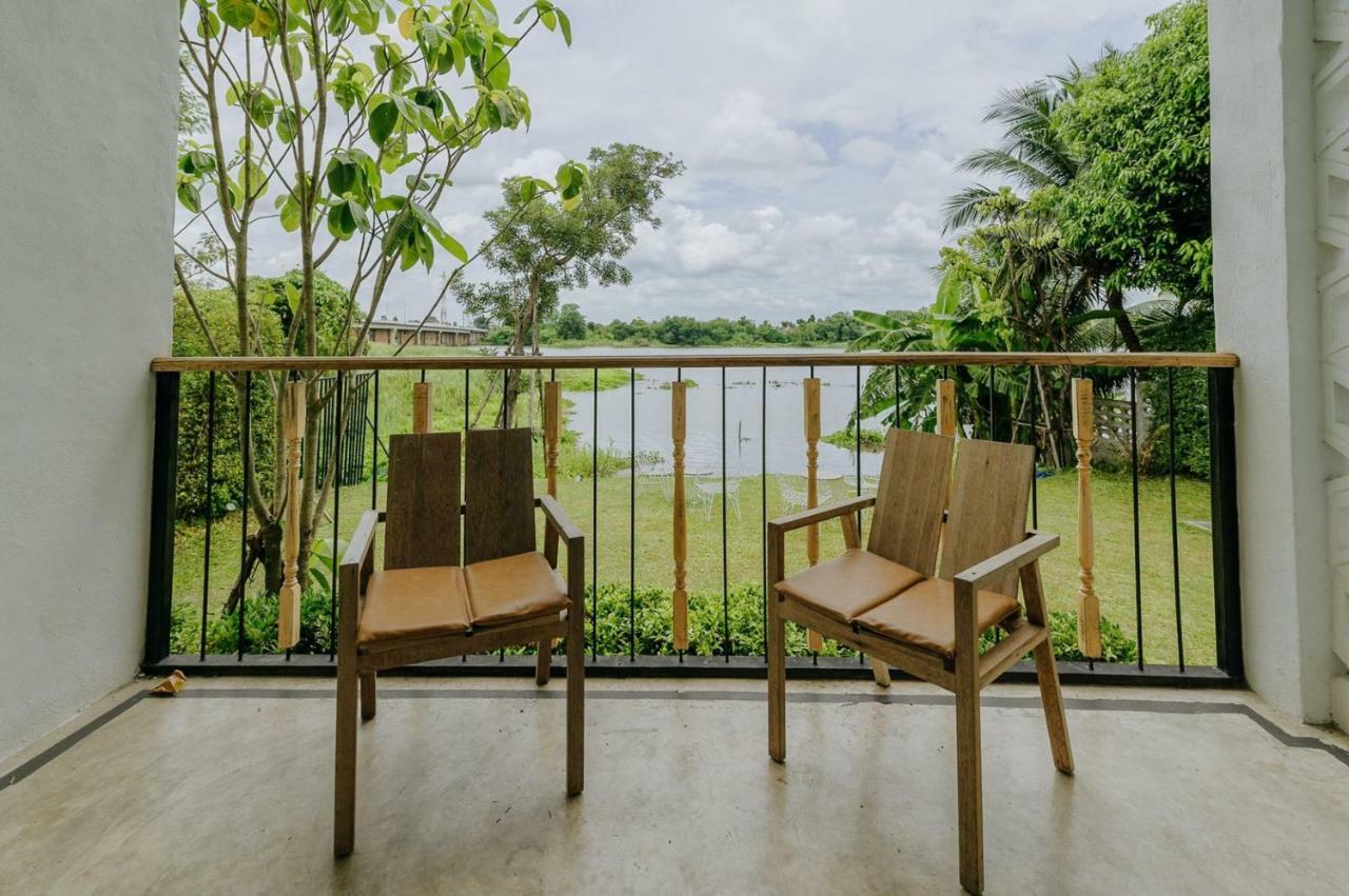White Wall Riverfront Hotel Kamphaeng Phet Zewnętrze zdjęcie